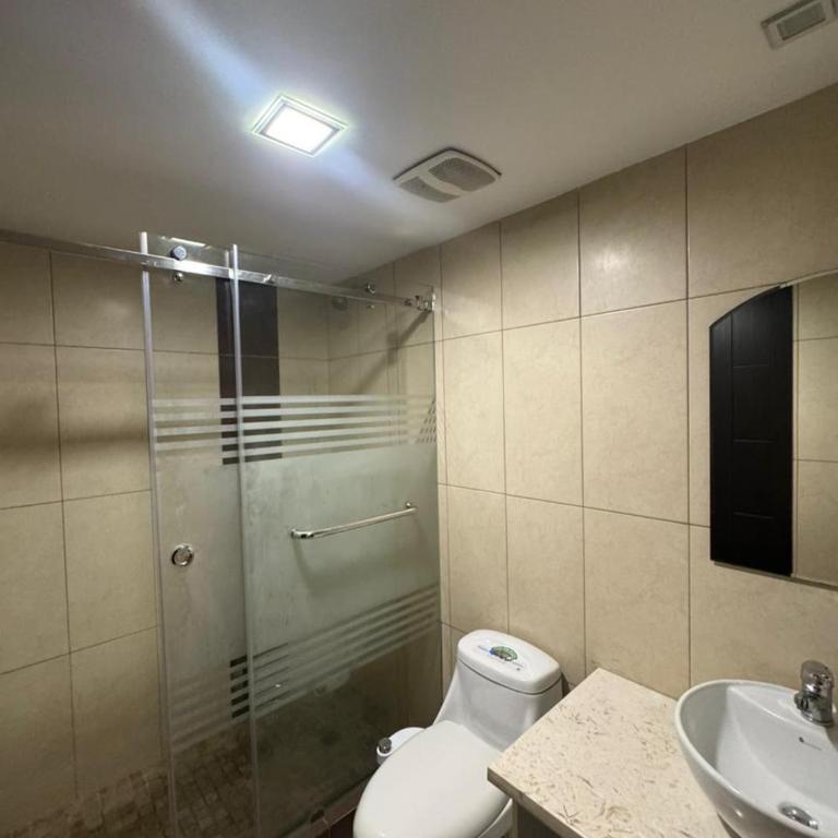 Amplio departamento en Puerto Santa Ana - Two-Bedroom Apartment - 18