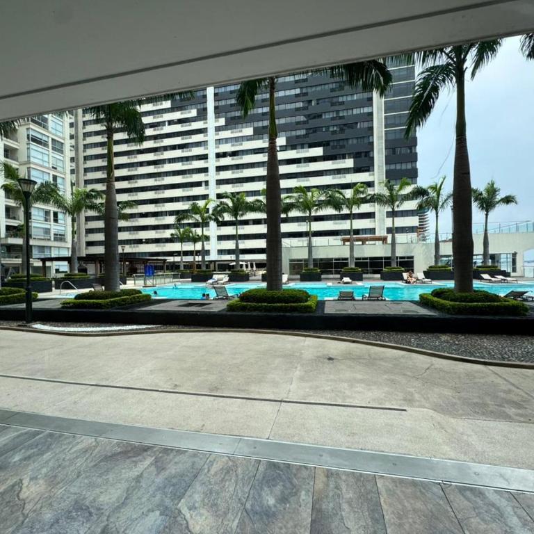 Amplio departamento en Puerto Santa Ana - Two-Bedroom Apartment - 26