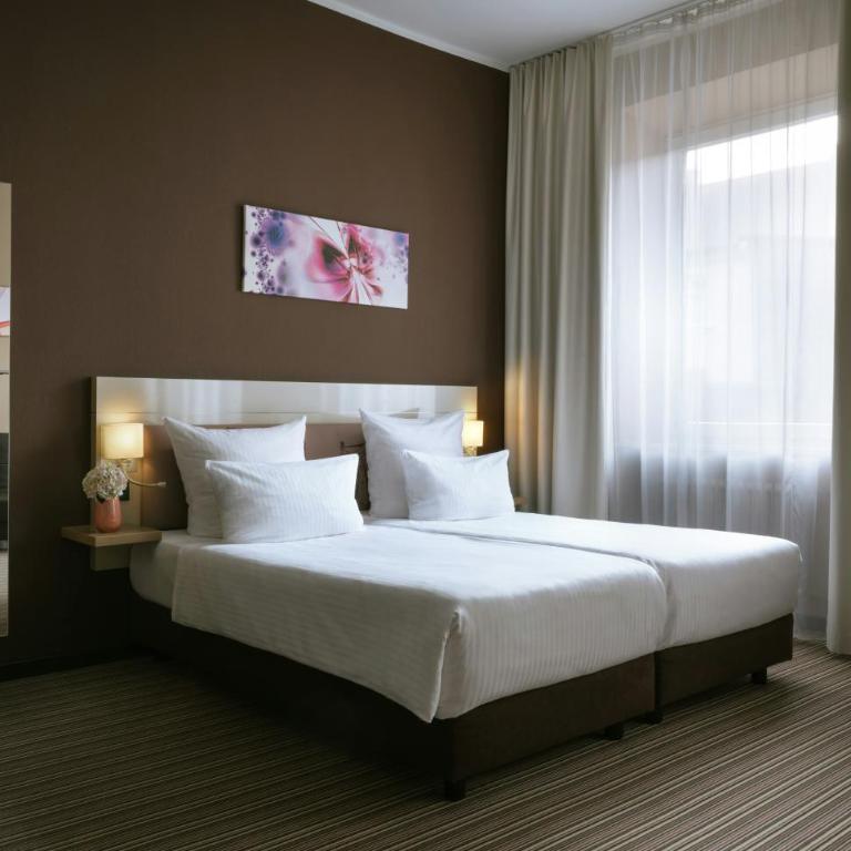 Leonardo Boutique Hotel Munich - Deluxe Double Room - 2
