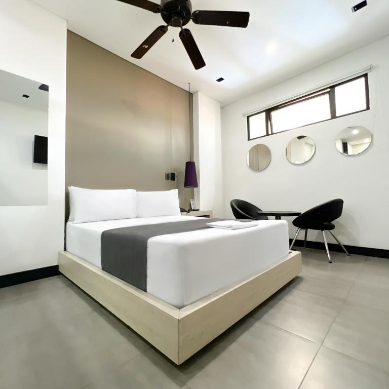 Hotel Medellin Street - Double Room - 3
