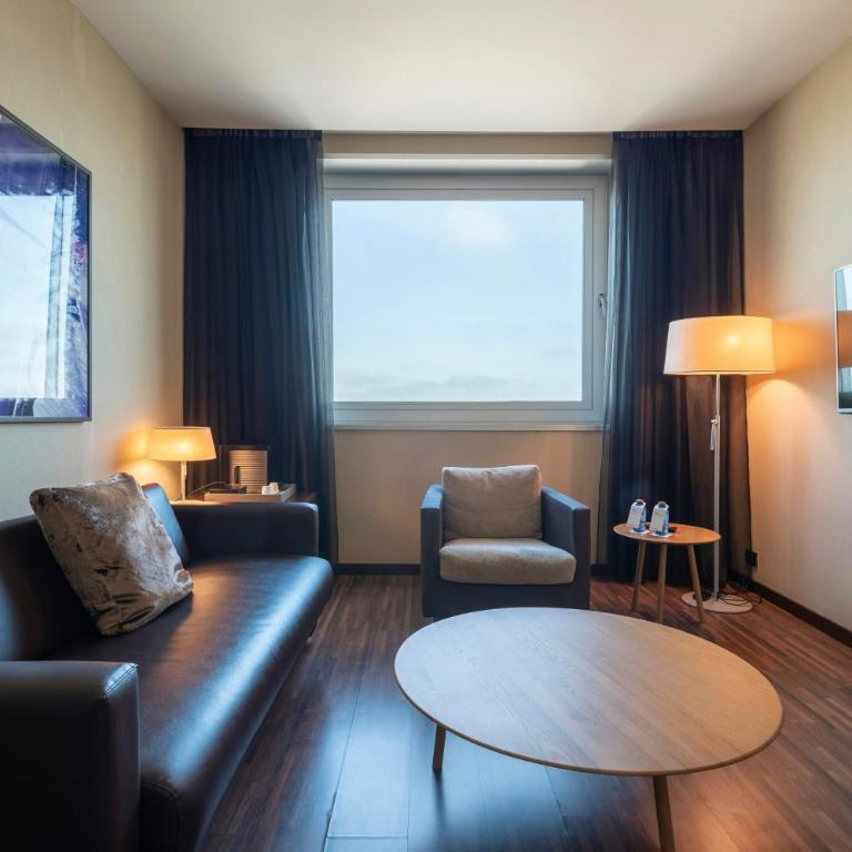Leonardo Royal Hotel Barcelona Forum - Junior Suite - 7