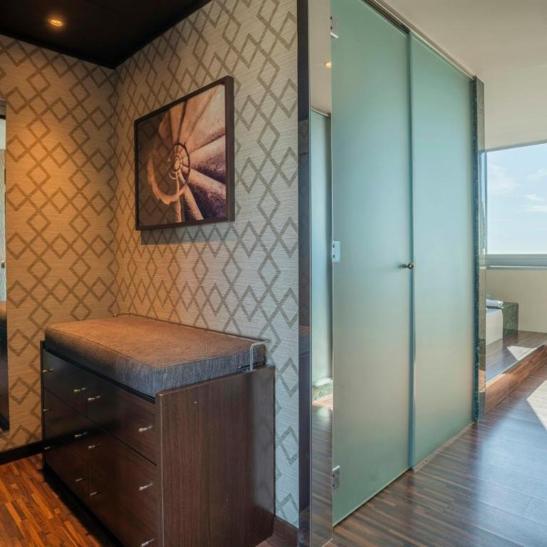 Leonardo Royal Hotel Barcelona Forum - Suite with Sea View - 7