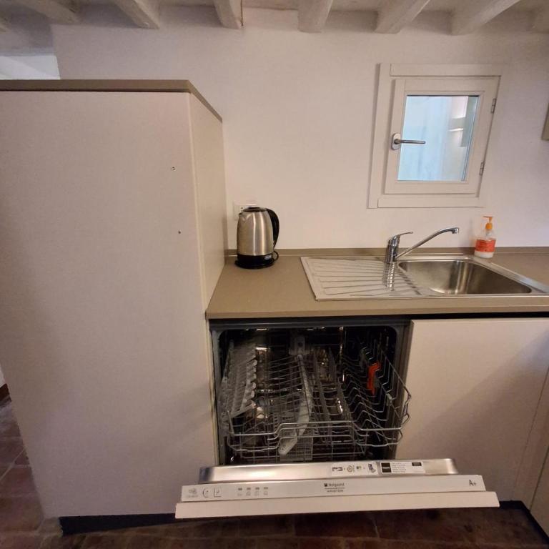 Dimora con finestra sui tetti di Siena - Appartamento con 2 Camere da Letto - 39