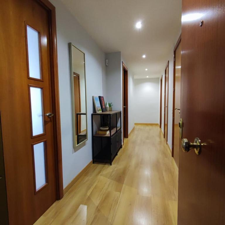 Amplio piso en el centro de Tarragona - Apartamento de 3 dormitorios - 15