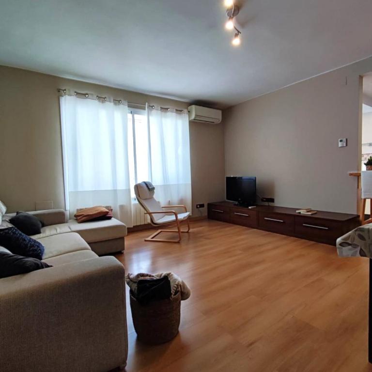 Amplio piso en el centro de Tarragona - Apartamento de 3 dormitorios - 5
