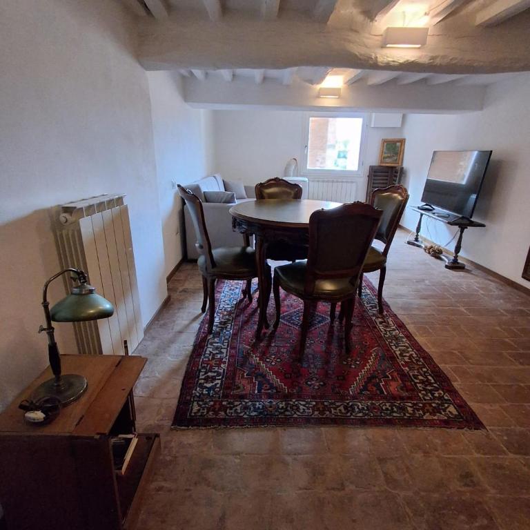Dimora con finestra sui tetti di Siena - Appartamento con 2 Camere da Letto - 51