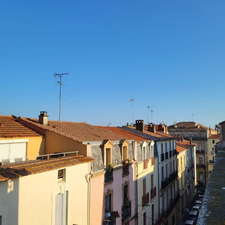 Centre ville, terrasse vue sur les toits, wifi & clim - Apartment mit 2 Schlafzimmern - 24