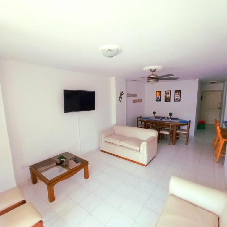 APARTAMENTO RODADERO ARENA Y MAR In - Apartamento - 10