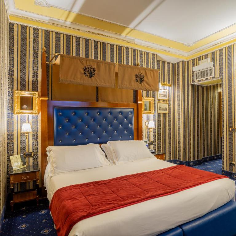 Hotel Manfredi Suite In Rome - Two Connecting Double Rooms - 3