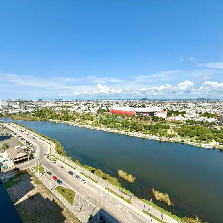 Central 102 Malecón - Three-Bedroom Apartment - 3