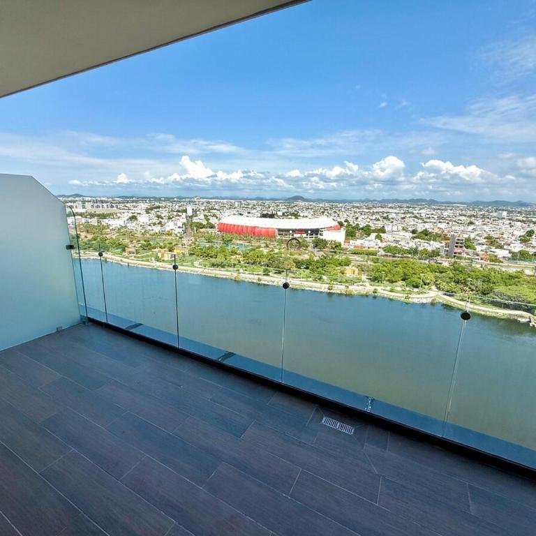 Central 102 Malecón - Three-Bedroom Apartment - 5