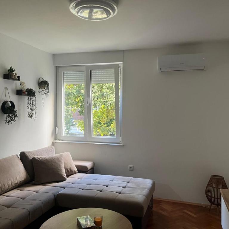 Apartment Mia - One-Bedroom Apartment - 33