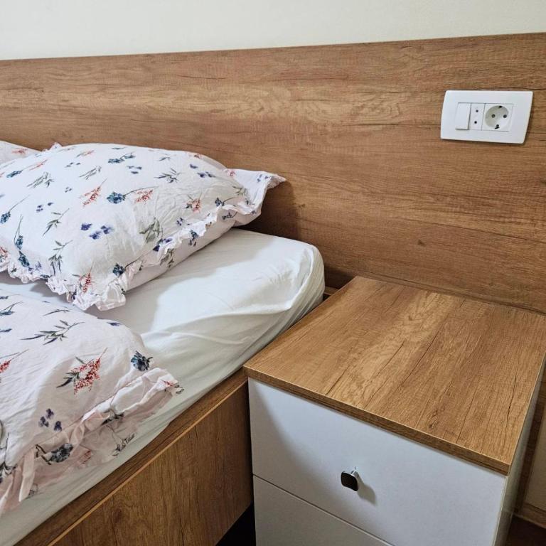 Apartment Mia - One-Bedroom Apartment - 23