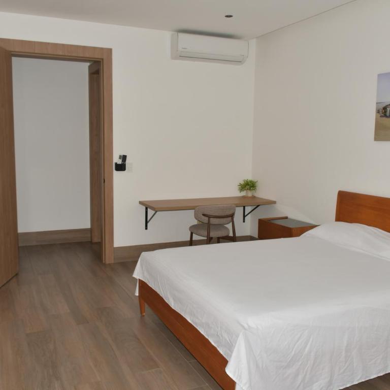 Modern NEW apartment in Urdesa Central - Two-Bedroom Apartment - 10