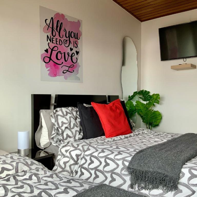 Luxury Triplex Penthouse with Balcony and Stunning Mountain Views - Apartamento con vistas y balcón - 9
