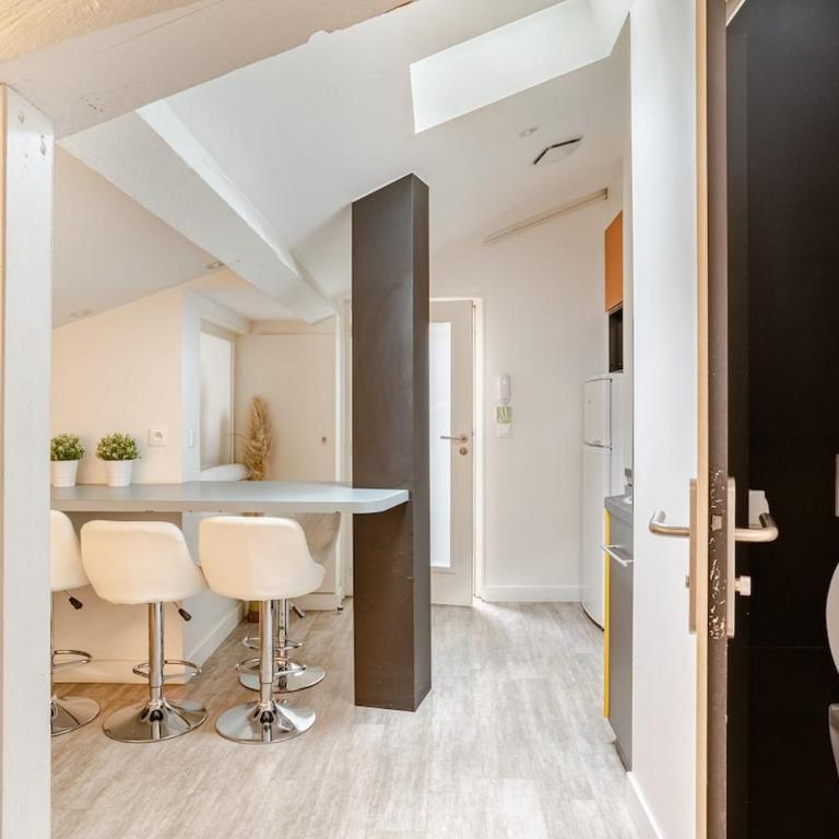 Cozy and charming accommodation Lyon 1 center - Two-Bedroom Apartment - 4