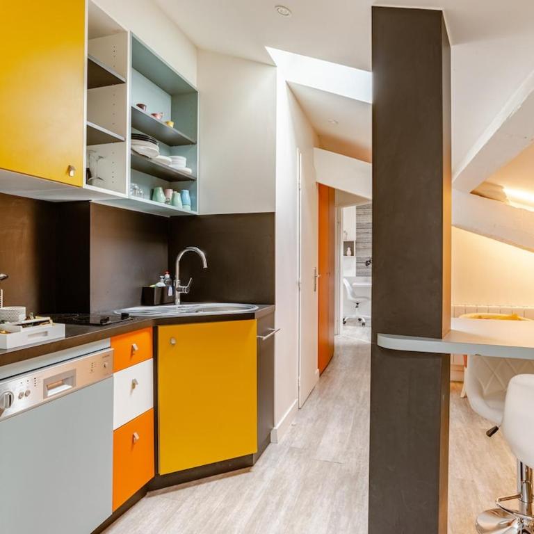 Cozy and charming accommodation Lyon 1 center - Two-Bedroom Apartment - 6