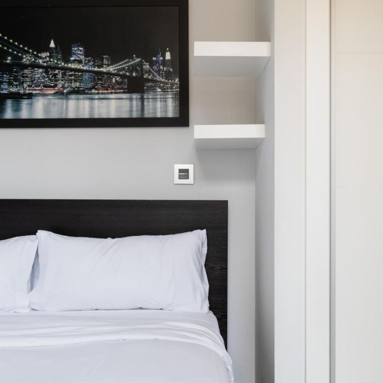 Rooms Centro de Madrid - Single Room with Private Bathroom - 6