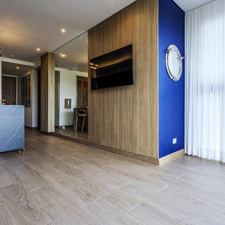 NEW Apartment, best rooftop pool view, Cartagena - Visitors NOT ALLOWED - Two-Bedroom Apartment - 24