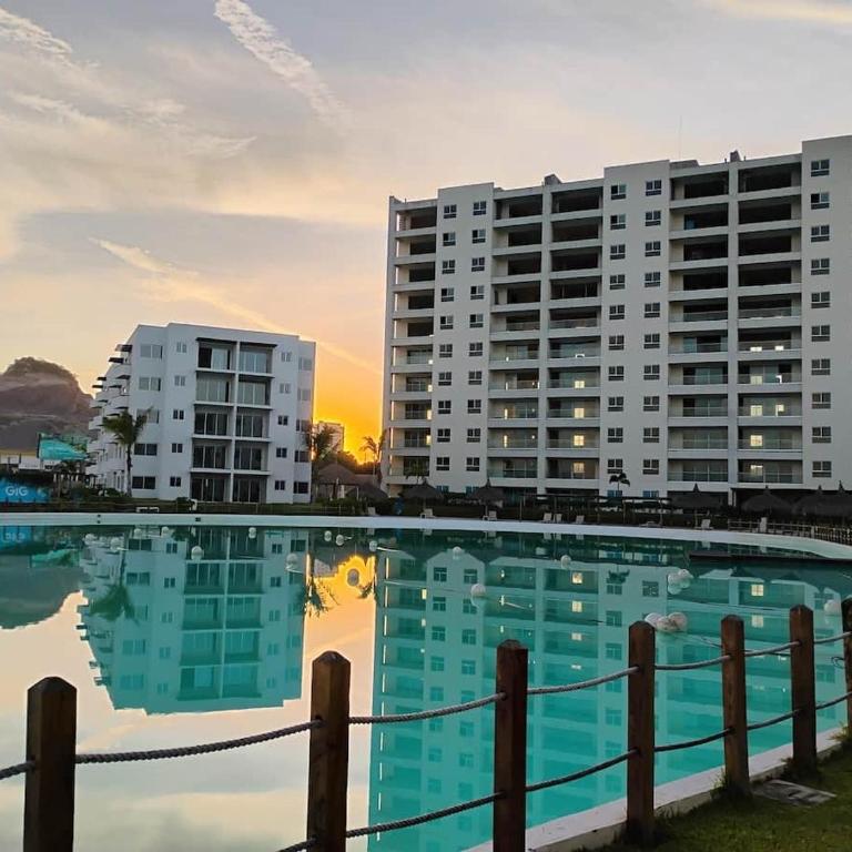Apartment with lagoon view mas amenities - Apartamento - 1