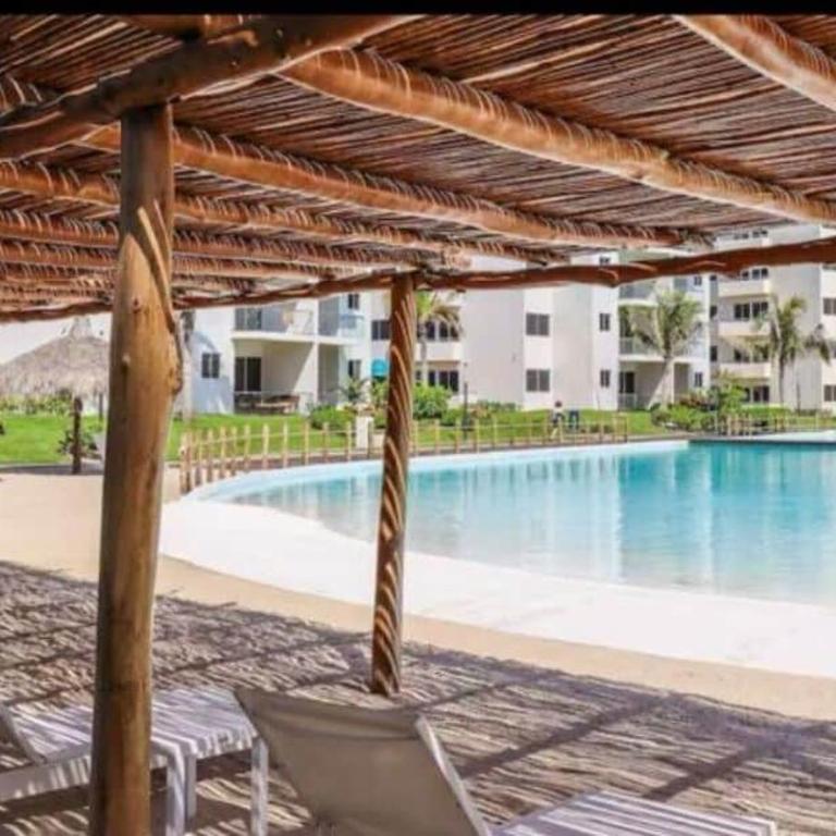Lagoon view apartment plus exclusive amenities - Apartment - 25