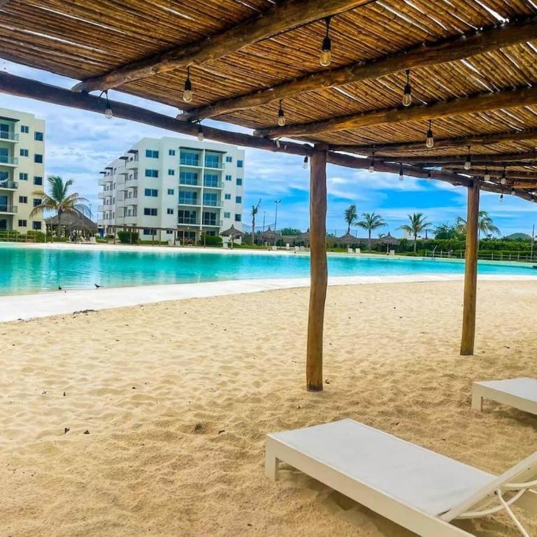 Premium apartment in Laguna Playa with pool - Apartamento - 10