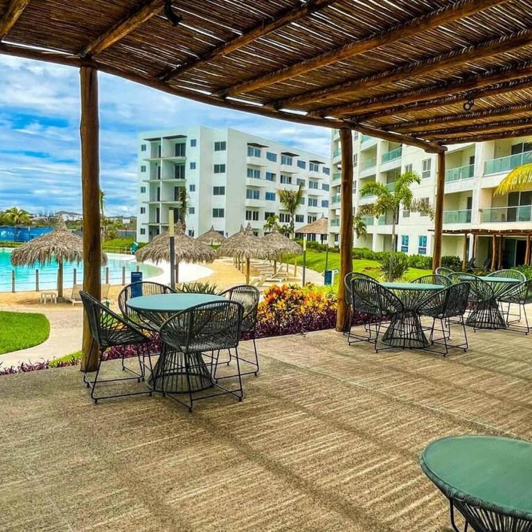 Premium apartment in Laguna Playa with pool - Apartamento - 14