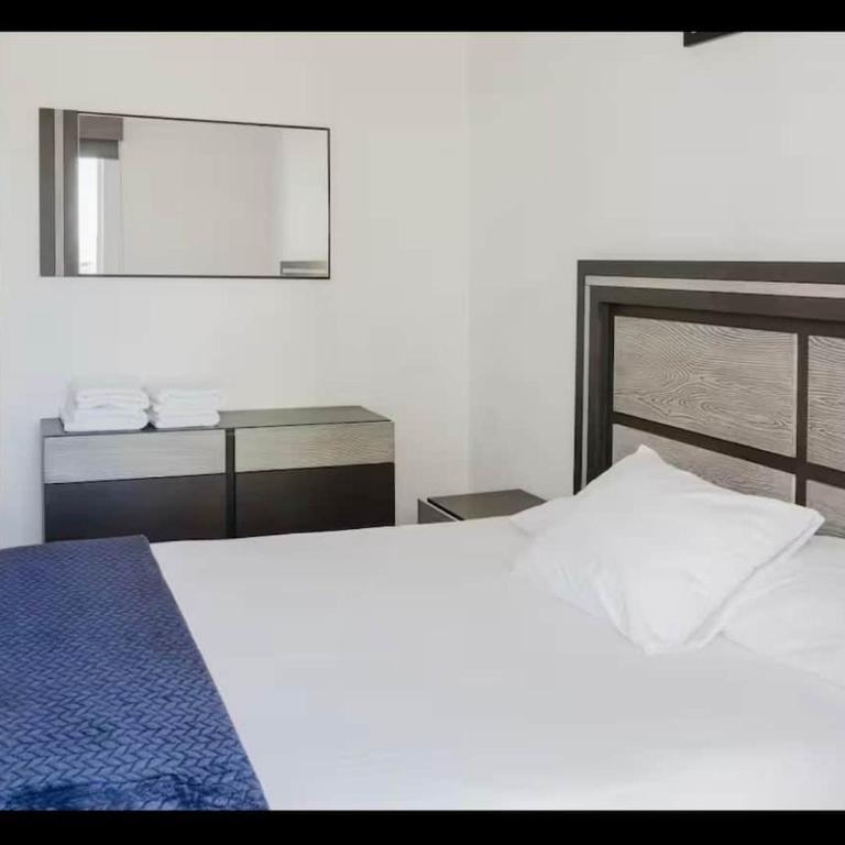 Premium apartment in Laguna Playa with pool - Apartamento - 43