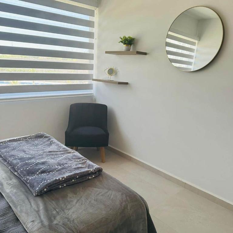Departamento con balcón con vista a la laguna. - Apartment - 17