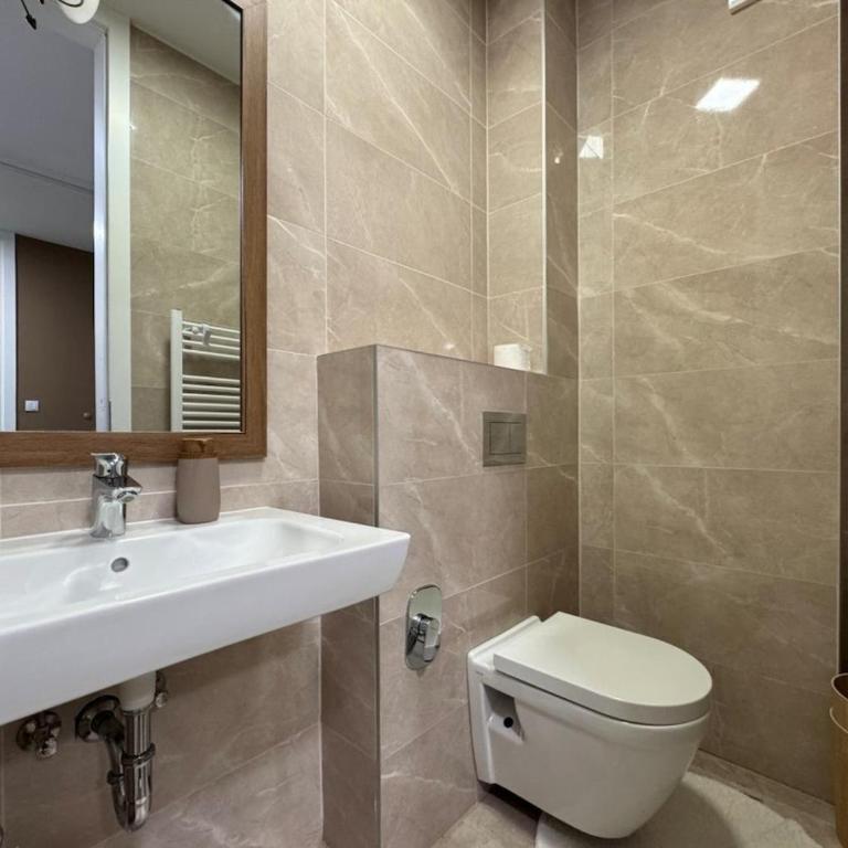 Cozy Apartment with Stunning View and Free Garage - Apartman sa 2 Spavaće Sobe i Pogledom - 10
