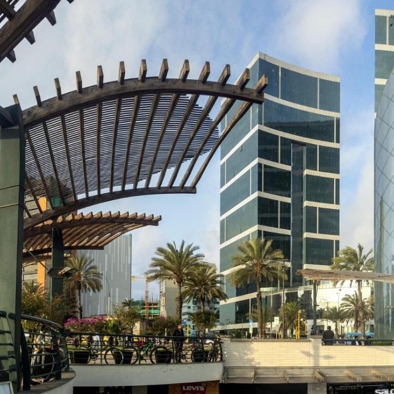 Loft Steps from Larcomar & Miraflores Boardwalk - Loft - 10