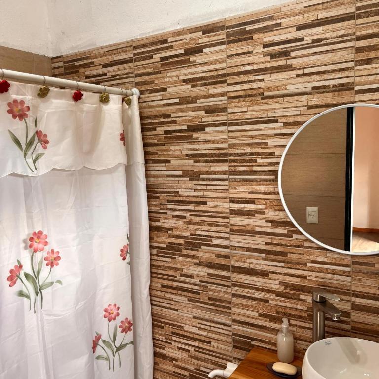 Max - Quadruple Room with Private Bathroom - 3