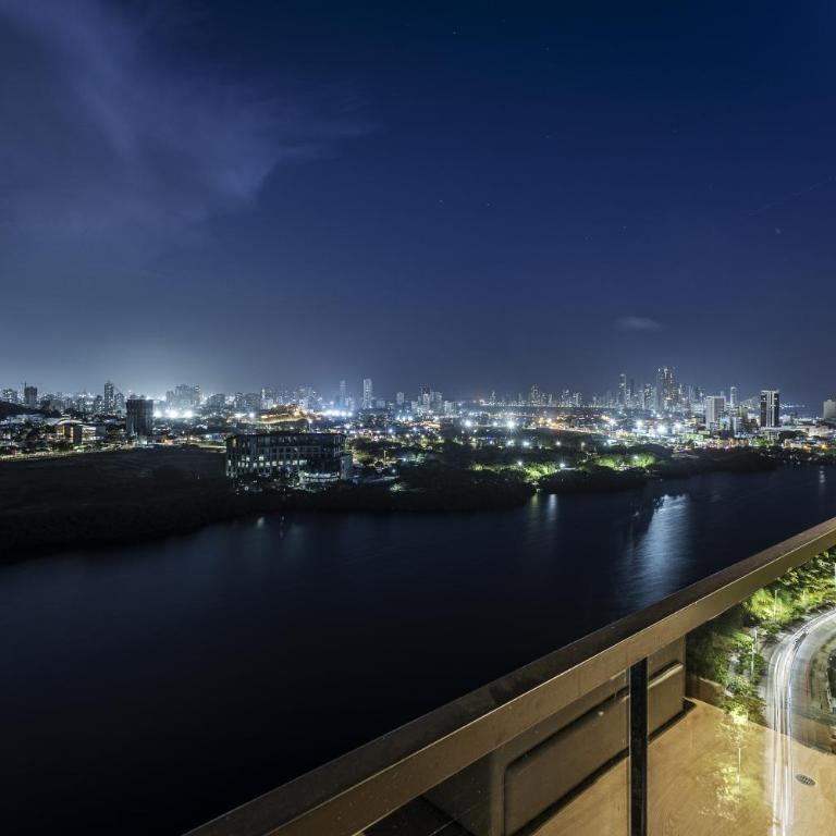 NEW Apartment, best rooftop pool view, Cartagena - Visitors NOT ALLOWED - Two-Bedroom Apartment - 34
