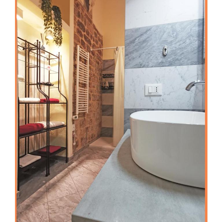 Casa RANIERI - Antiche Dimore Pisane - Appartamento con 2 Camere da Letto - 52