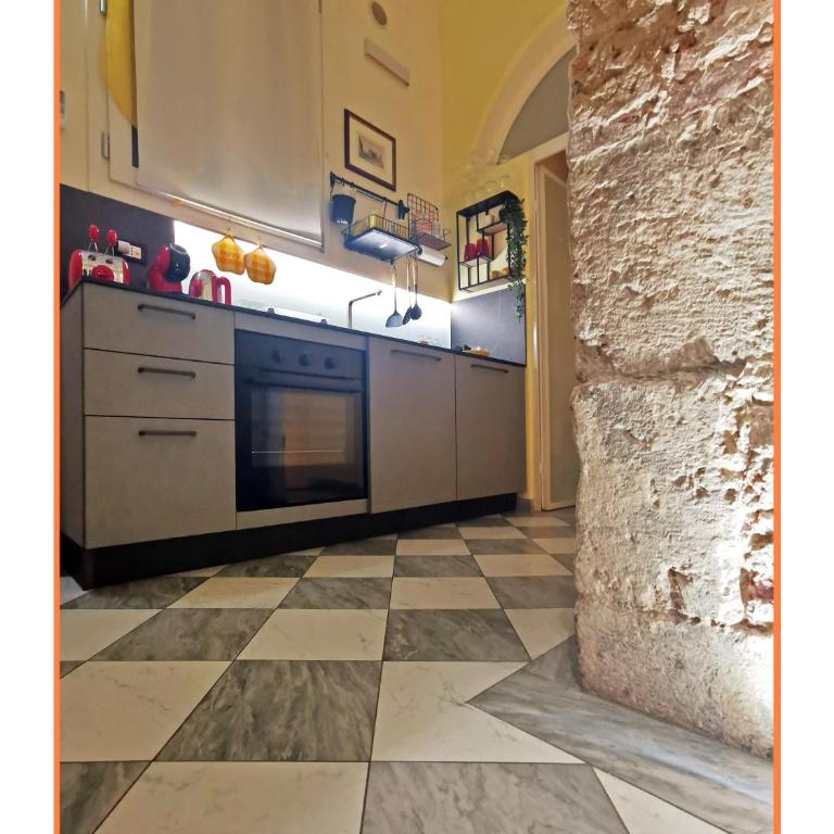 Casa RANIERI - Antiche Dimore Pisane - Appartamento con 2 Camere da Letto - 50