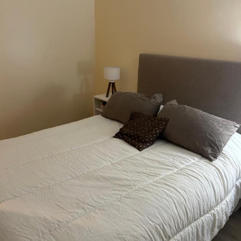 Un departamento con historia - Two-Bedroom Apartment - 2