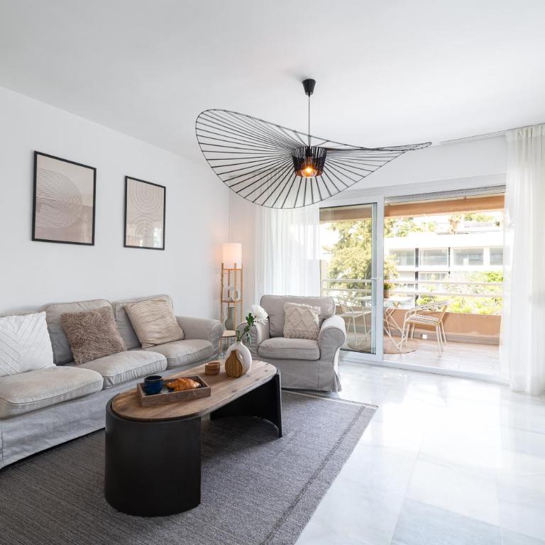 City Center Beach Access Apartment With Style - Apartamento Deluxe de 2 dormitorios con balcón - 16