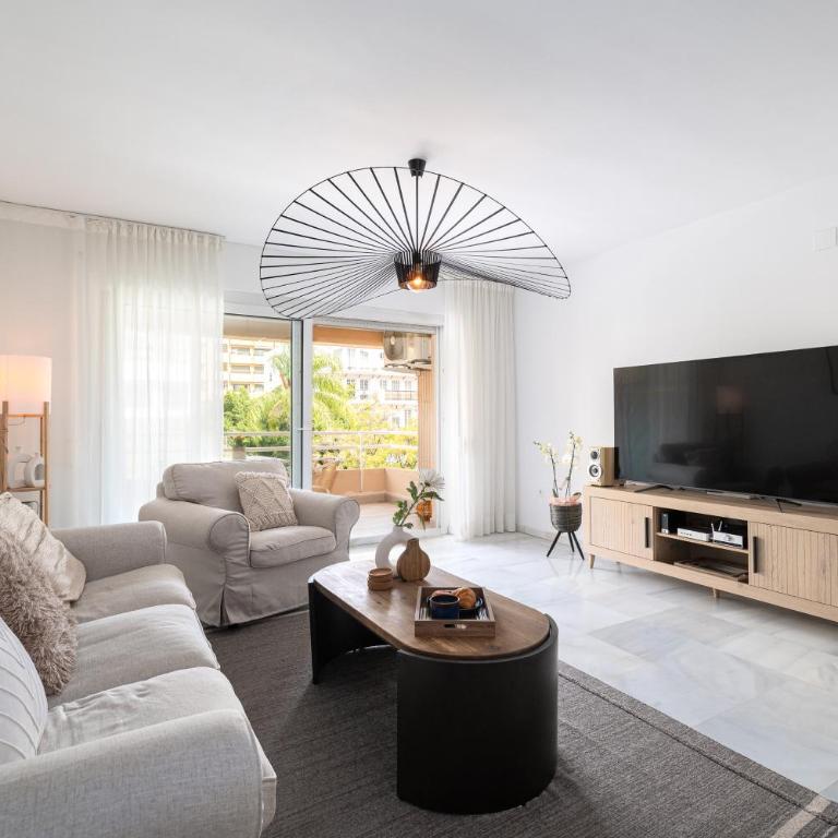 City Center Beach Access Apartment With Style - Apartamento Deluxe de 2 dormitorios con balcón - 20