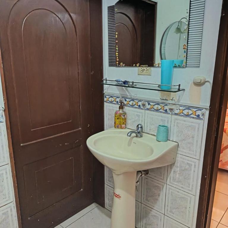 Apartment in a residential area of Portoviejo - Two-Bedroom Apartment - 26