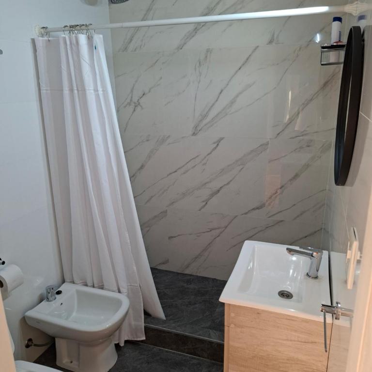 Fernando - One-Bedroom Apartment - 10