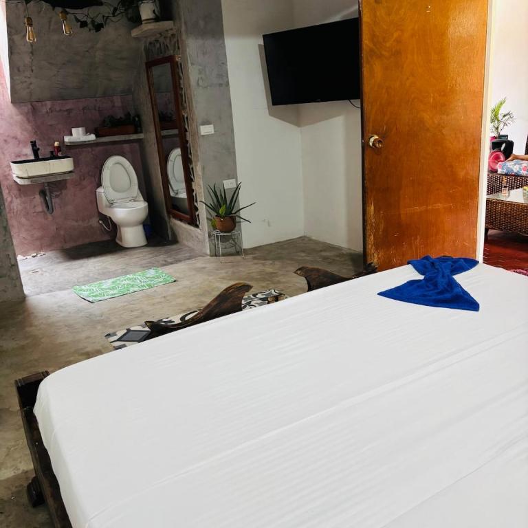 Casa Olivia - Three-Bedroom House - 24