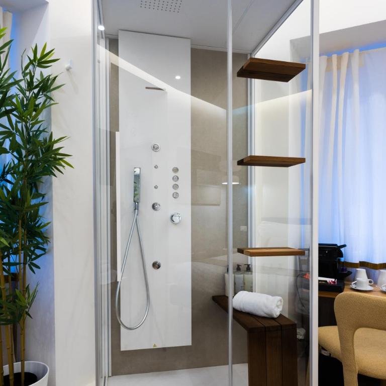 Barberini Design Suites - Camera Matrimoniale Superior - 5