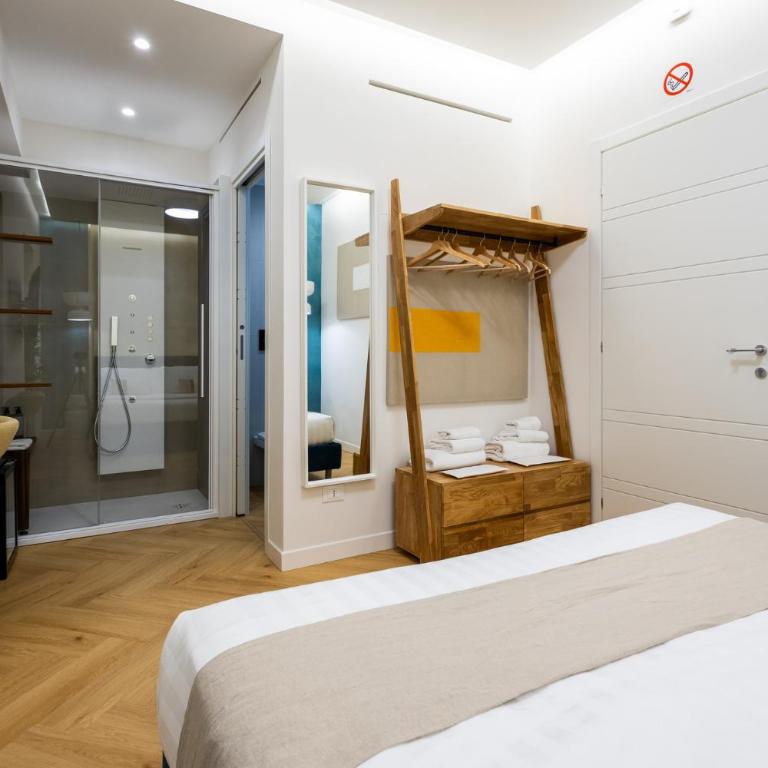 Barberini Design Suites - Camera Matrimoniale Superior - 2