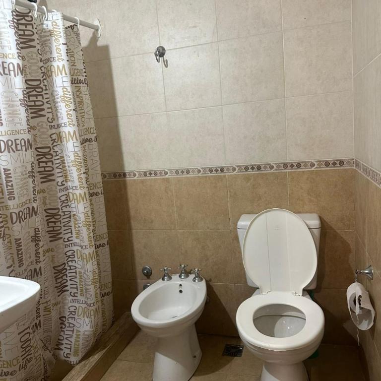 Depto monoambiente sobre peatonal San Martin - One-Bedroom Apartment - 2