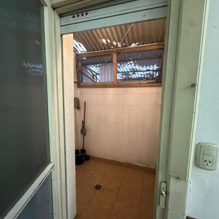 Depto monoambiente sobre peatonal San Martin - One-Bedroom Apartment - 6