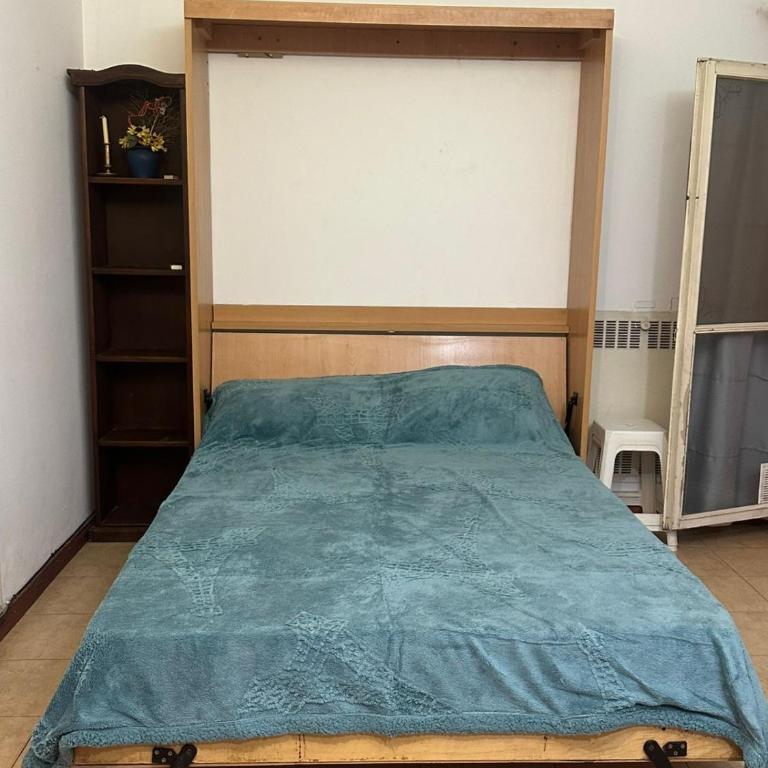 Depto monoambiente sobre peatonal San Martin - One-Bedroom Apartment - 9