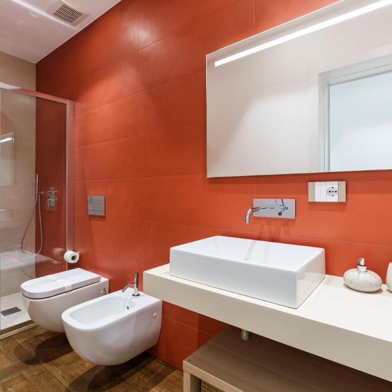 Zeus Luxe Home - Two-Bedroom Apartment - 29