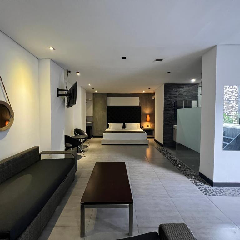 Hotel Medellin Street - Deluxe Suite with Spa Bath - 1