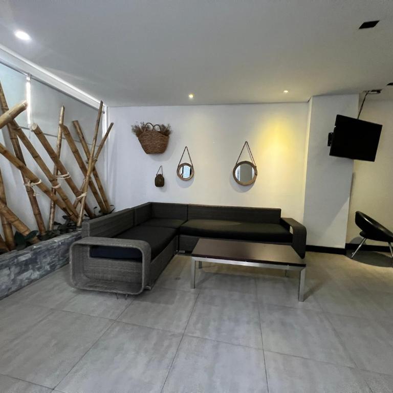 Hotel Medellin Street - Deluxe Suite with Spa Bath - 4