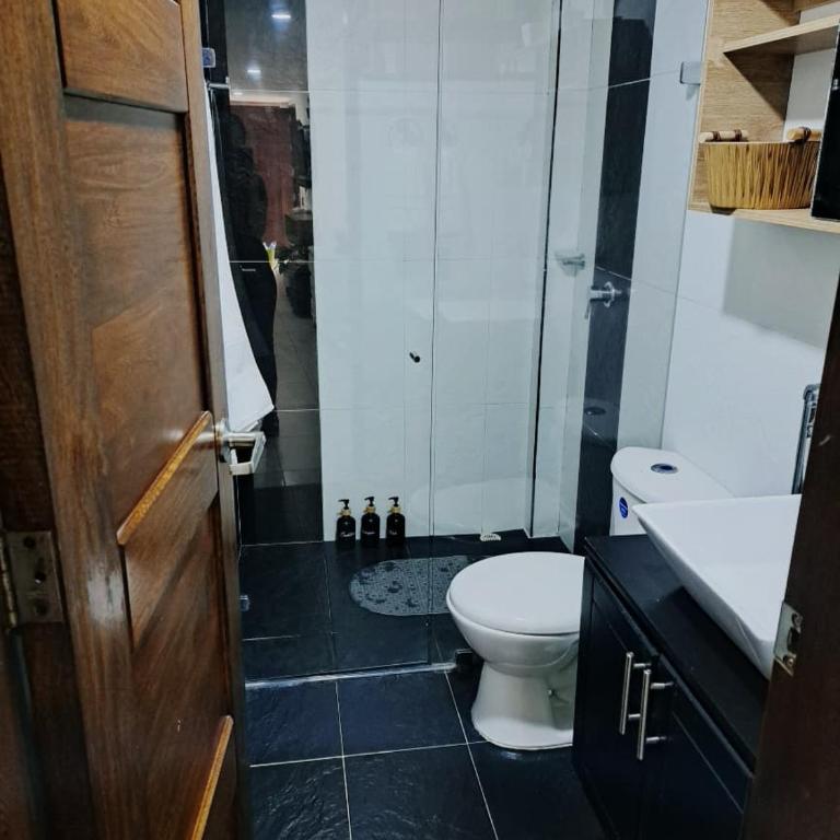 Apartamento entero cerca al Aeropuerto Internacional - Apartamento - 17
